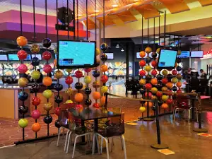 Premier Lanes