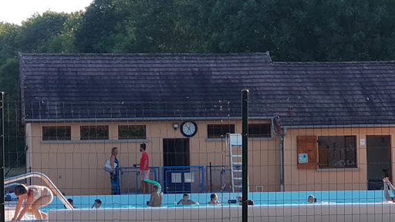 Piscine à Renaucourt