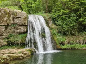 Ivanili Waterfall
