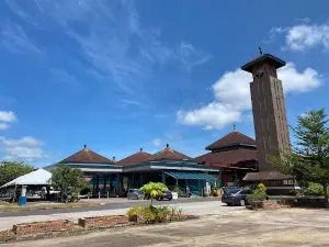 Muadzam Shah Mosque