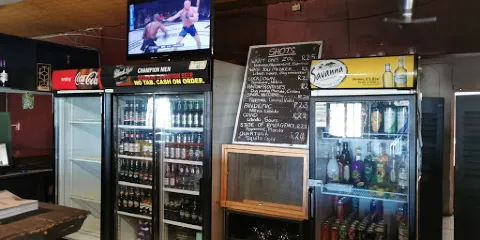 Johnny's the Party Pub - Gansbaai