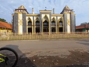 Alun - Alun Leuwimunding
