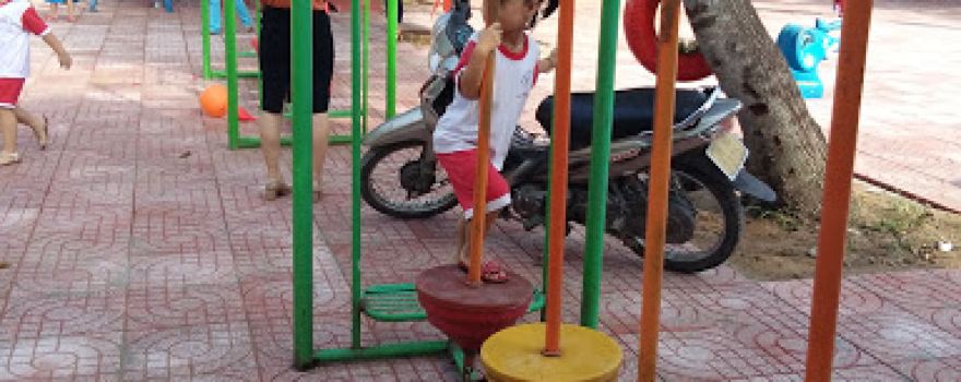 Sân Vận Động Khối Phố Trung Quý