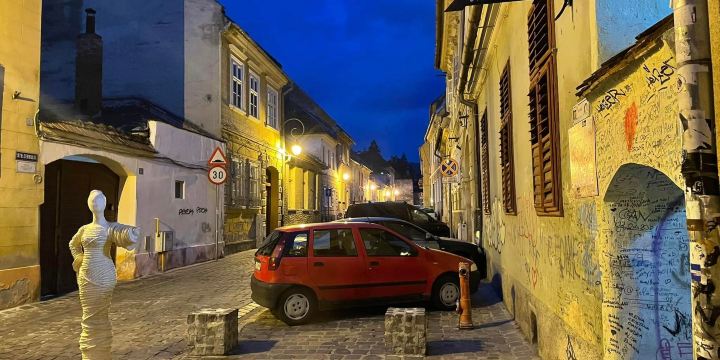 Rope Street - Strada Sforii