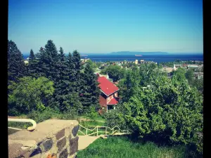 Hillcrest Park