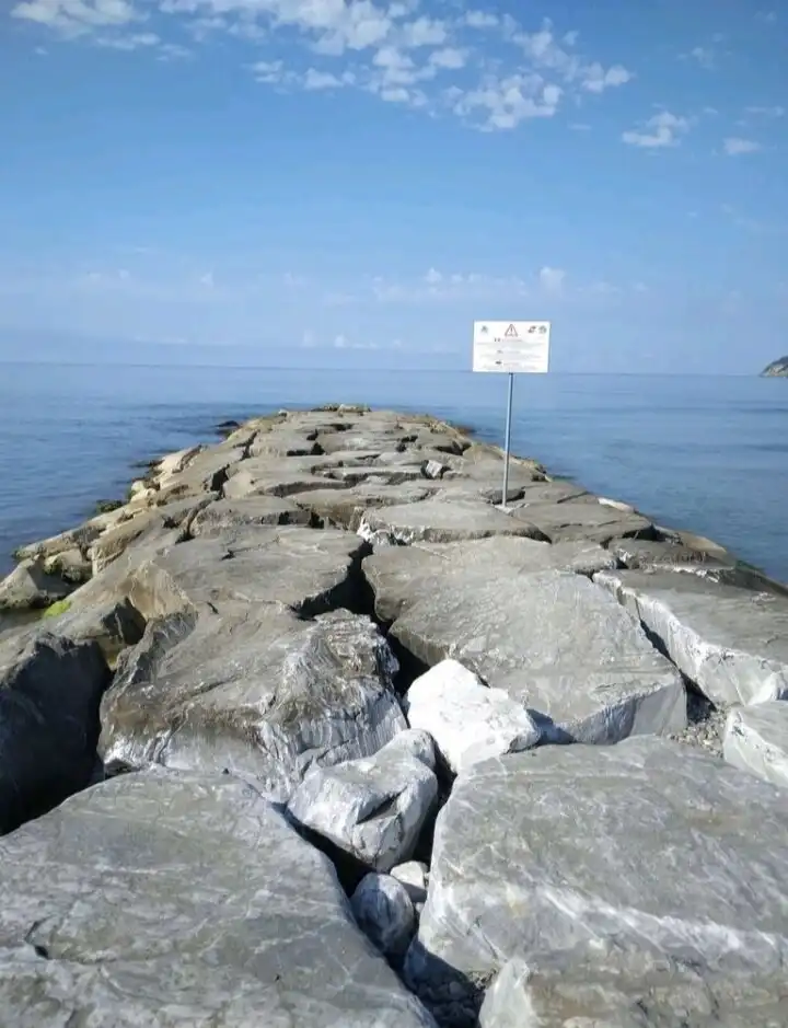 Hotel in zona Spiaggia Libera Fossa Maestra