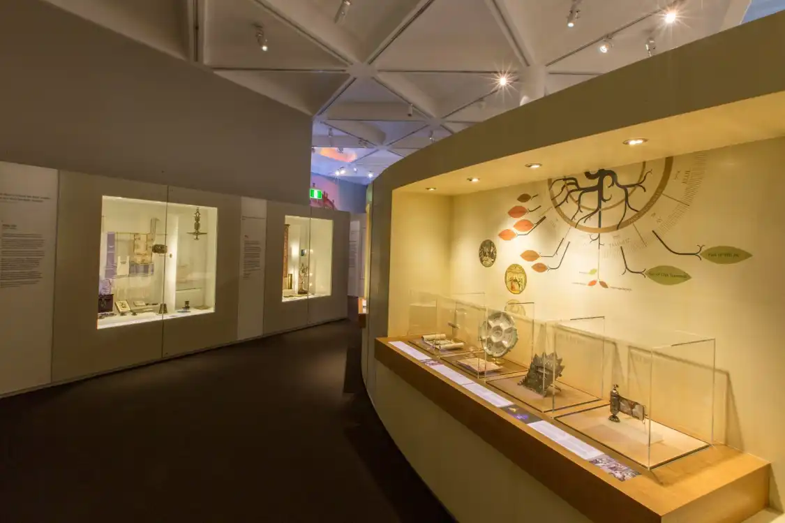 Hotels near Sydney Jewish Museum