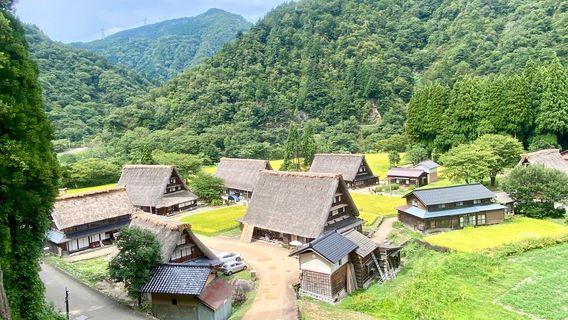 World Heritage Suganuma Gassho-zukuri Village
