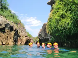 Office Monitors Of Languedoc - Canyoning Hérault, Via Ferrata Hérault, Escalade, Rando-Rappels, Sports De Nature.