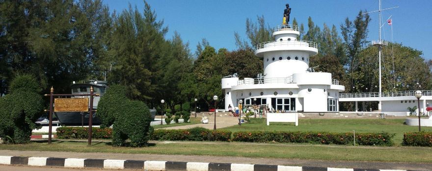 อนุสรณ์สถานยุทธนาวีที่เกาะช้าง