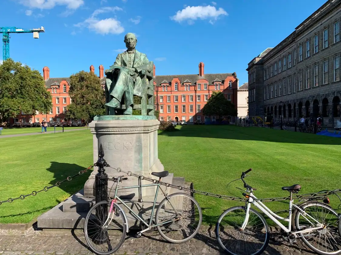 Hotels near William Lecky Statue