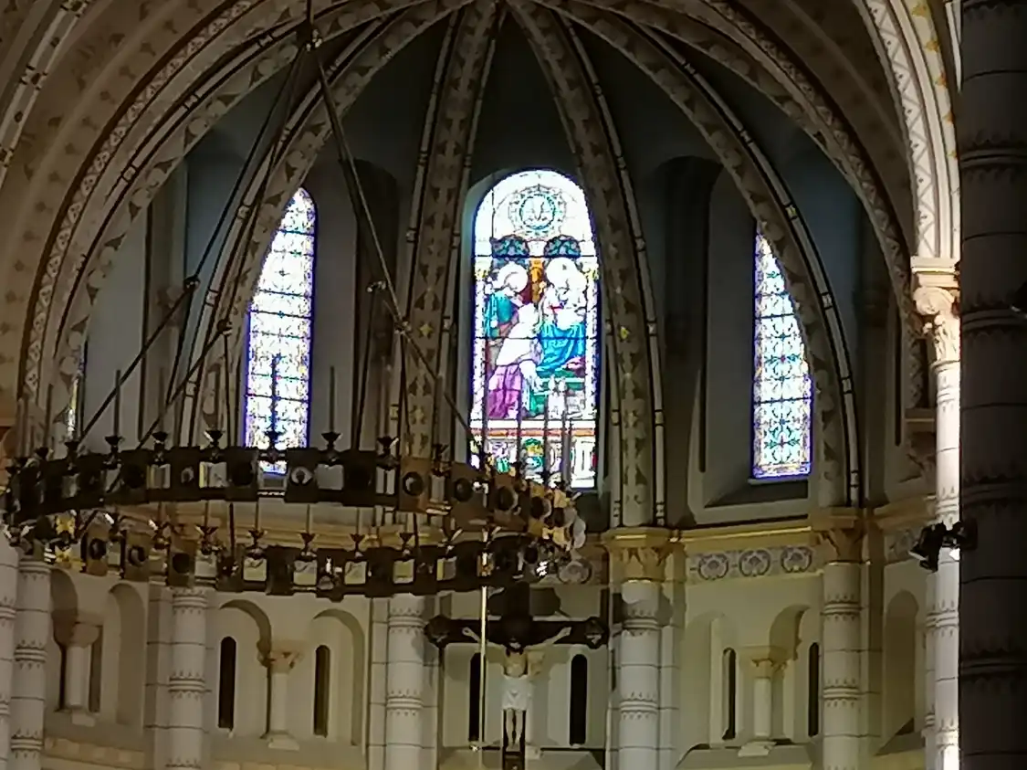 Hoteles cerca de Our Lady of Hungary Co-Cathedral,