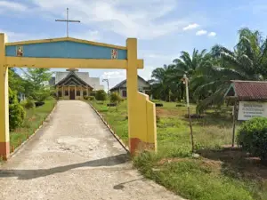 Gereja Katolik St. Paulus dari Salib SP. 2 Maboh Permai