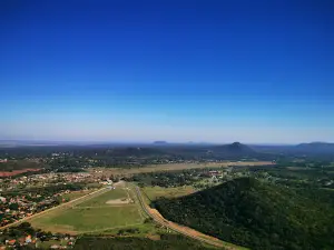 Cerro Hû, Paraguarí extremo.