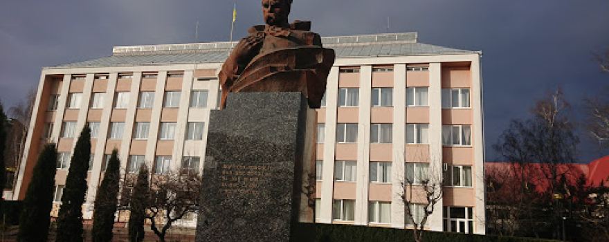 Pam'yatnyk Tarasovi Shevchenku