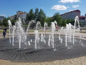 Skver Yamal'skiy