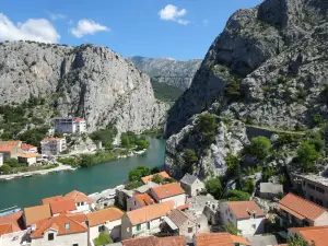 Mirabela Fortress (Peovica)