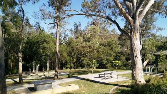 Walton Bridge Reserve