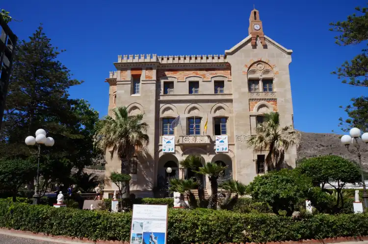 Hotels near Palazzo Florio