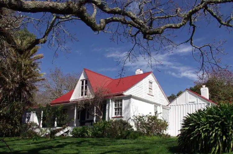Hotels in Rawene