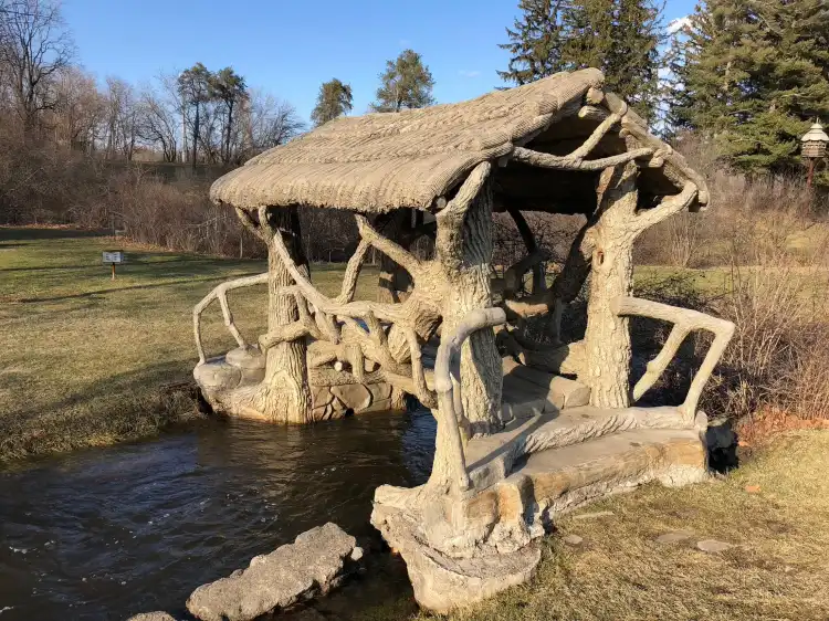 Hotels in Somerset Township