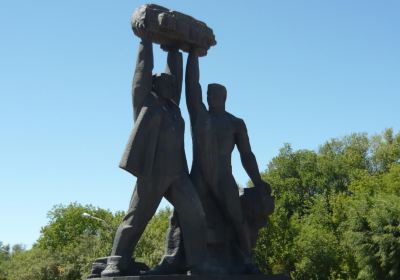 Monument Mining Glory