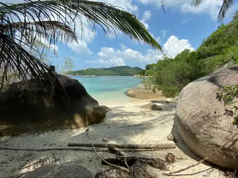 シャロクバーンカオ湾周辺のホテル