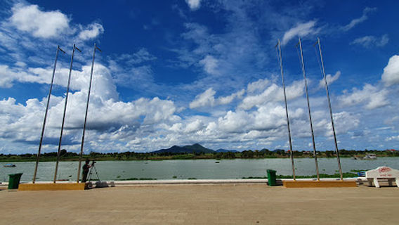 Kampong Chhnang Ferry