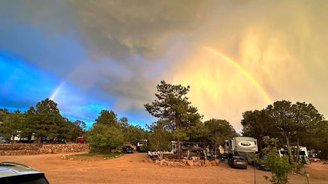 Mountaindale Cabins & RV Resort