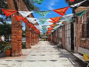 Main Plaza Portes Gil