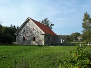 Esna mõis