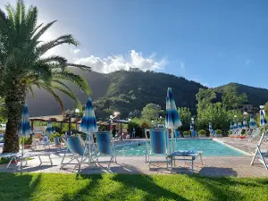 Thermal Pools Luval