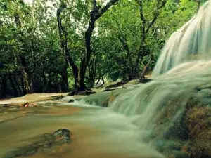 Air Terjun Pantai Pelang