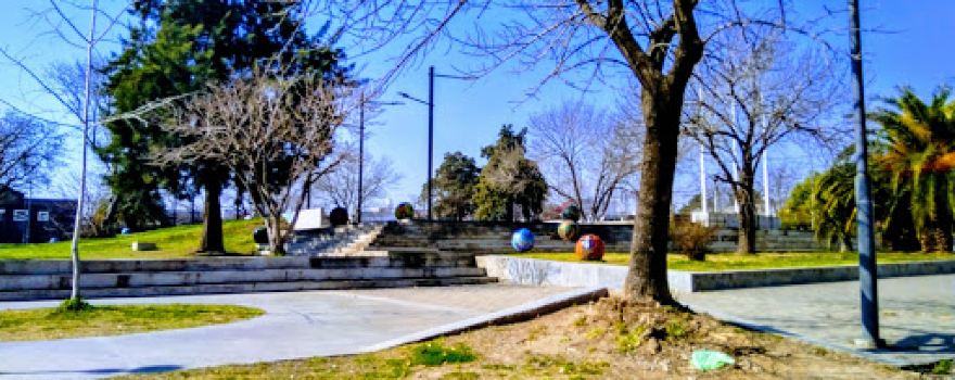 Plaza Julia C. de Tiscornia