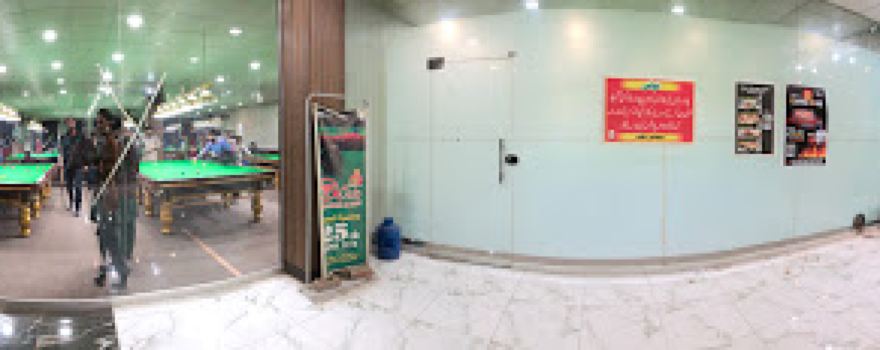 Q Club and Cafe