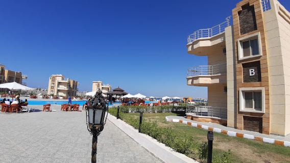 Lagoon Beach