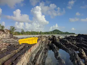 Pantai Temalah
