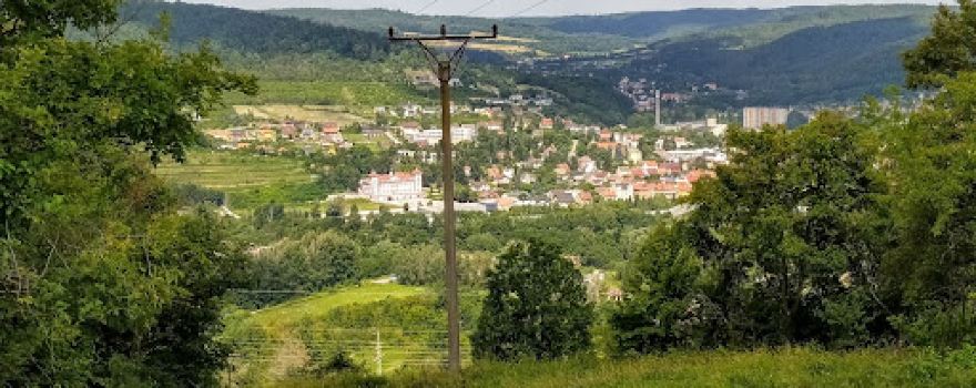 Špičatý vrch-Barrandovy jámy