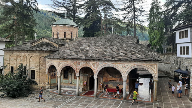 トロヤン修道院