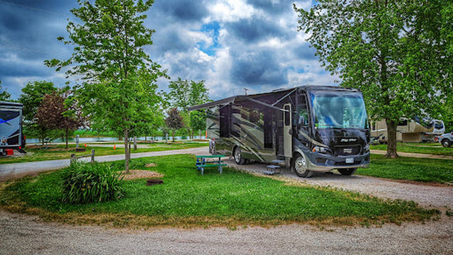 D & W Lake Camping & RV Park