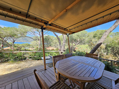 Camping Lacona Pineta