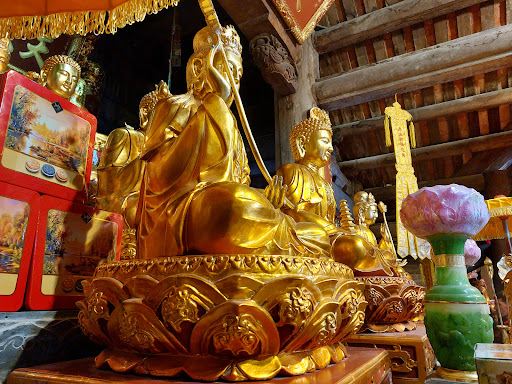 Bich Van Pagoda | Bich Van Thien Temple