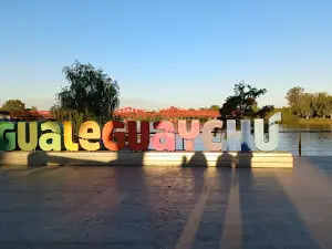 Plaza Almeida (Ex Plaza Colón)
