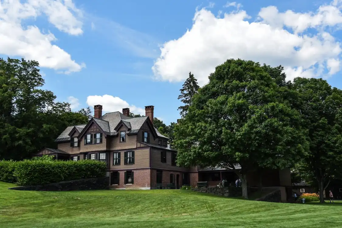 Hotels near Billings Farm & Museum