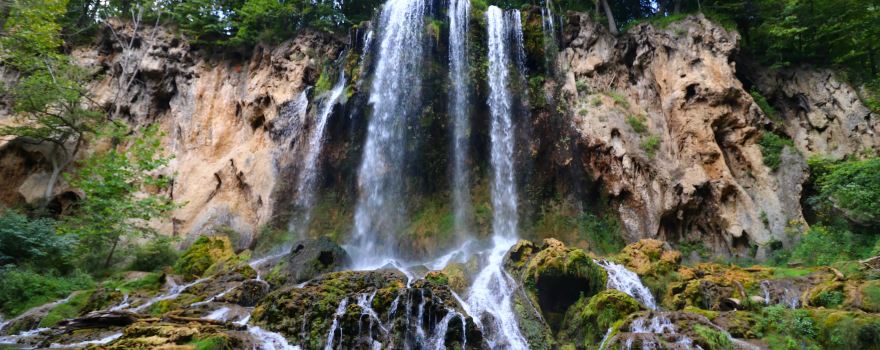Falling Spring Falls