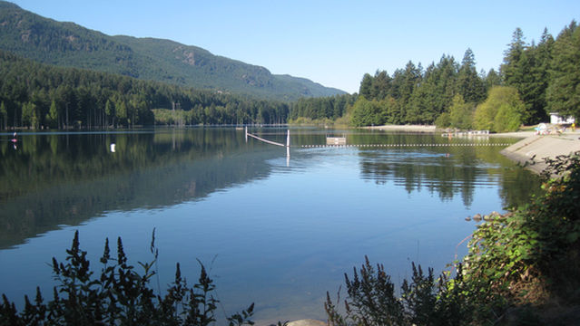 Westwood Lake Park