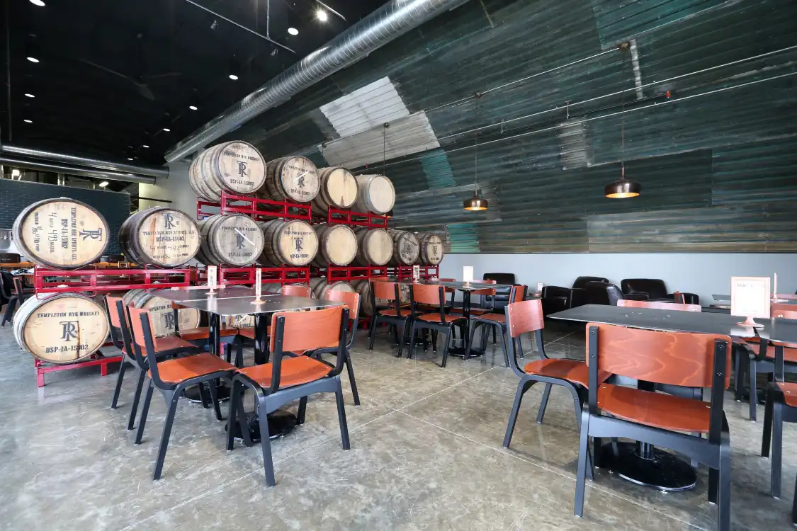 Hotels near Peace Tree Brewing Co. - Des Moines Branch