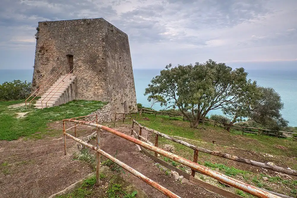 Hotel in zona Torre di Monte Pucci