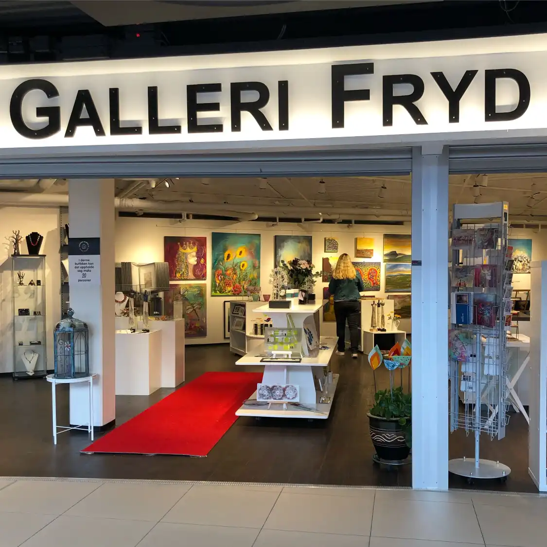 Hotels near GALLERI FRYD