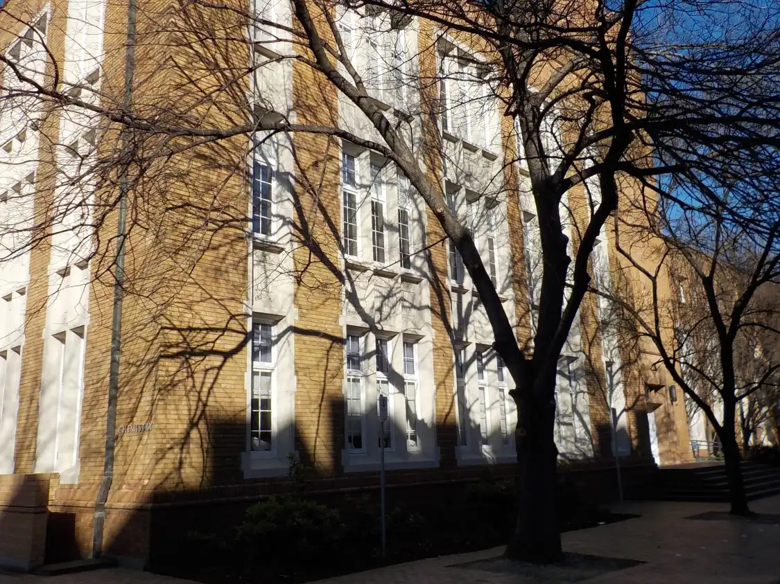 Hotels near Chemistry Building of Melbourne University